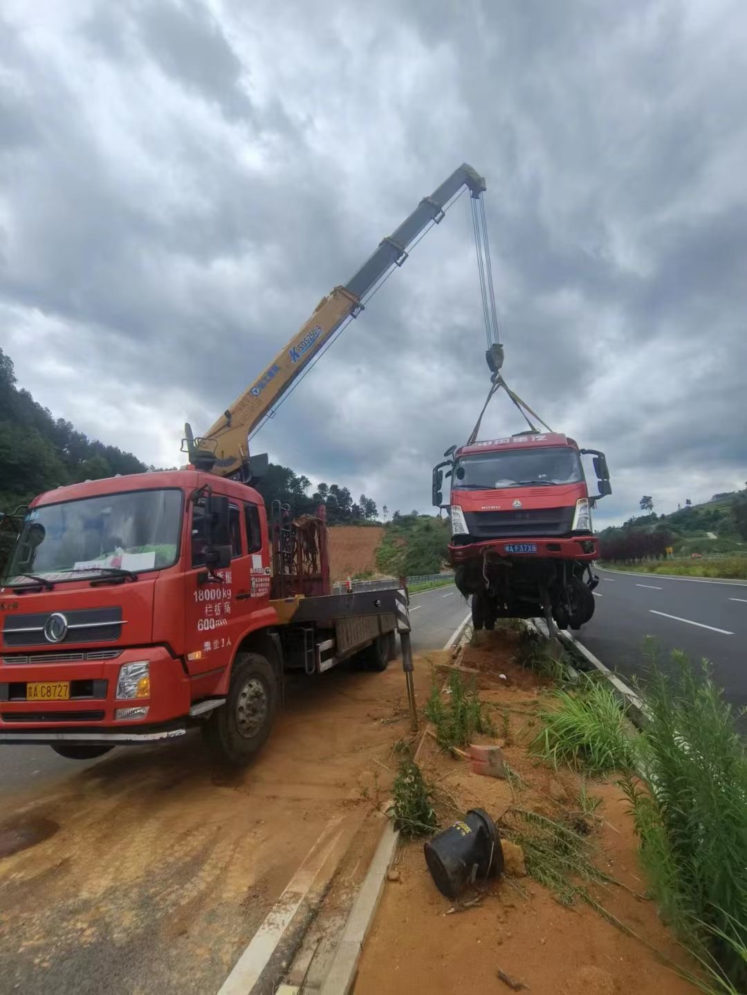 永川区吊车出租公司在日常生活中对吊车要怎样检查