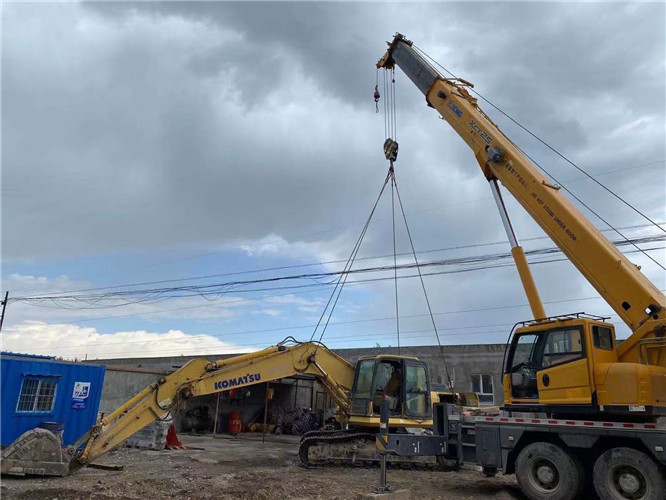 永川区25吨吊车的工作半径是多少？