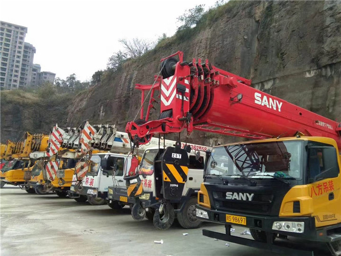 永川区吊车出租按什么计费？台班费、单次费、里程费怎么算？