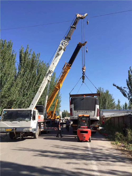 永川区港口集装箱搬运案例